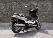 Yamaha X-Max 125